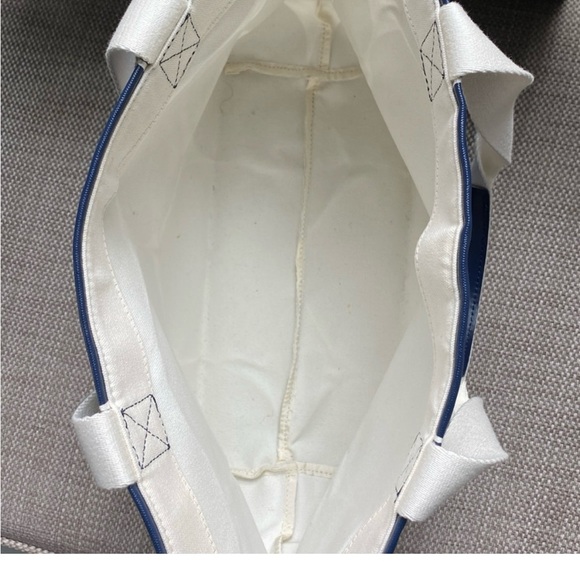 Kate Spade like new - Picture 6 of 11